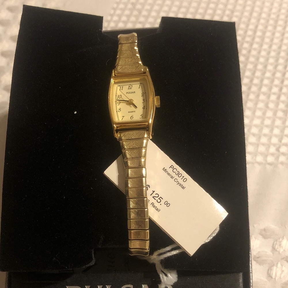 Pulsar Gold Women's Watch with Textured Band